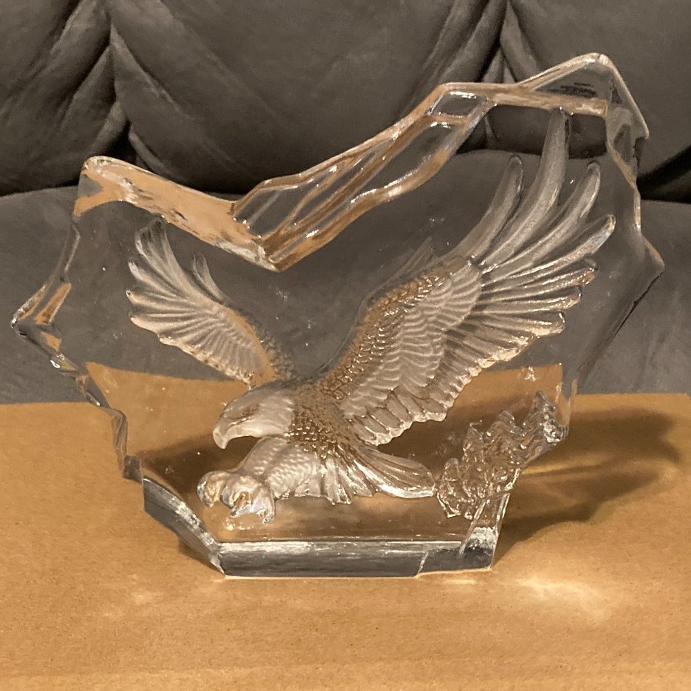 VTG 80's Etched Clear Glass Eagle Paperweight-Decor-Crystal Clear Collectibles